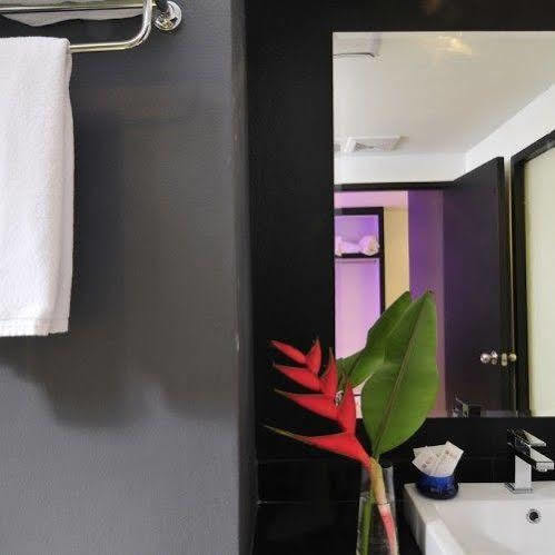 @24Boutique Hotel Nakhon Si Thammarat Esterno foto